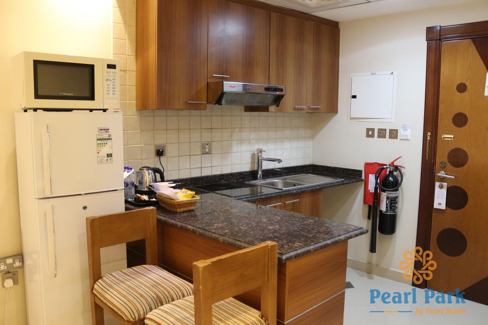 Pearl Executive Hotel Apartments Dubaï Extérieur photo